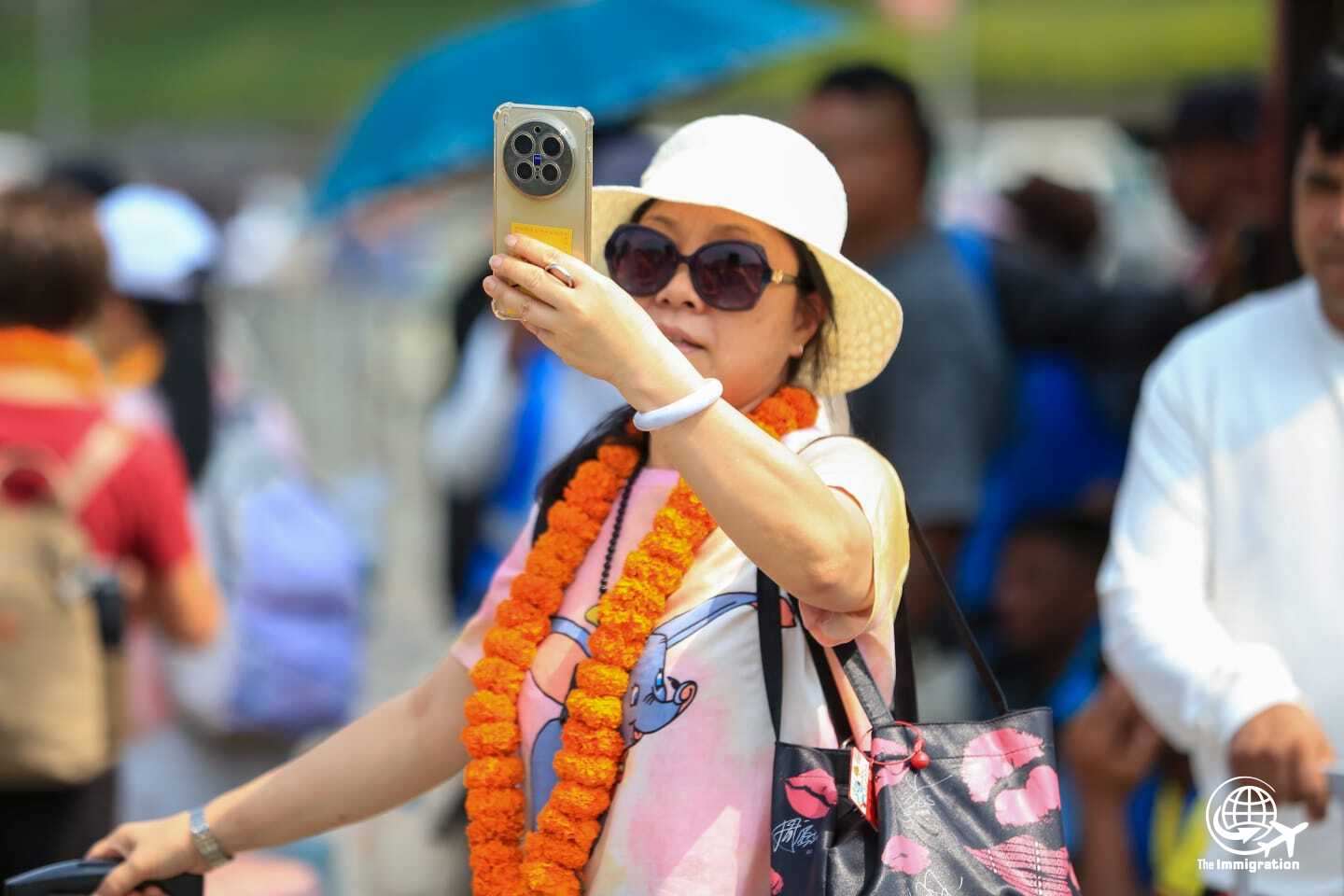 Chinese tourist in Nepal _NPL (5)