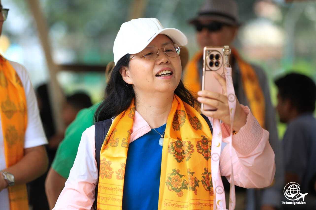 Chinese tourist in Nepal _NPL (7)