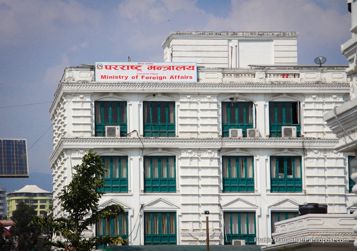 राजदूत नियुक्तिको टुङ्गो लगाउँदै सरकार: १३ देशका लागि गृहकार्य तीव्र