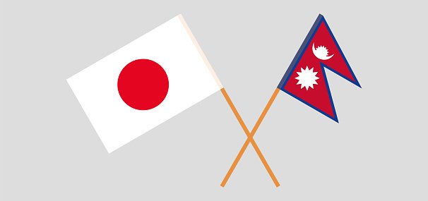 भोटेकोशी बाढीपीडितलाई जापानले राहत सामग्री हस्तान्तरण गर्दै