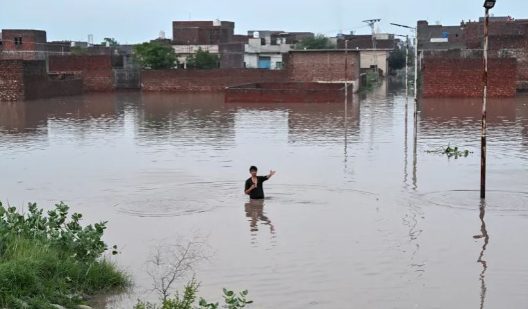 पाकिस्तानमा मनसुनी वर्षा र बाढीबाट मृत्यु हुनेको संख्या एक सय ७ पुग्यो
