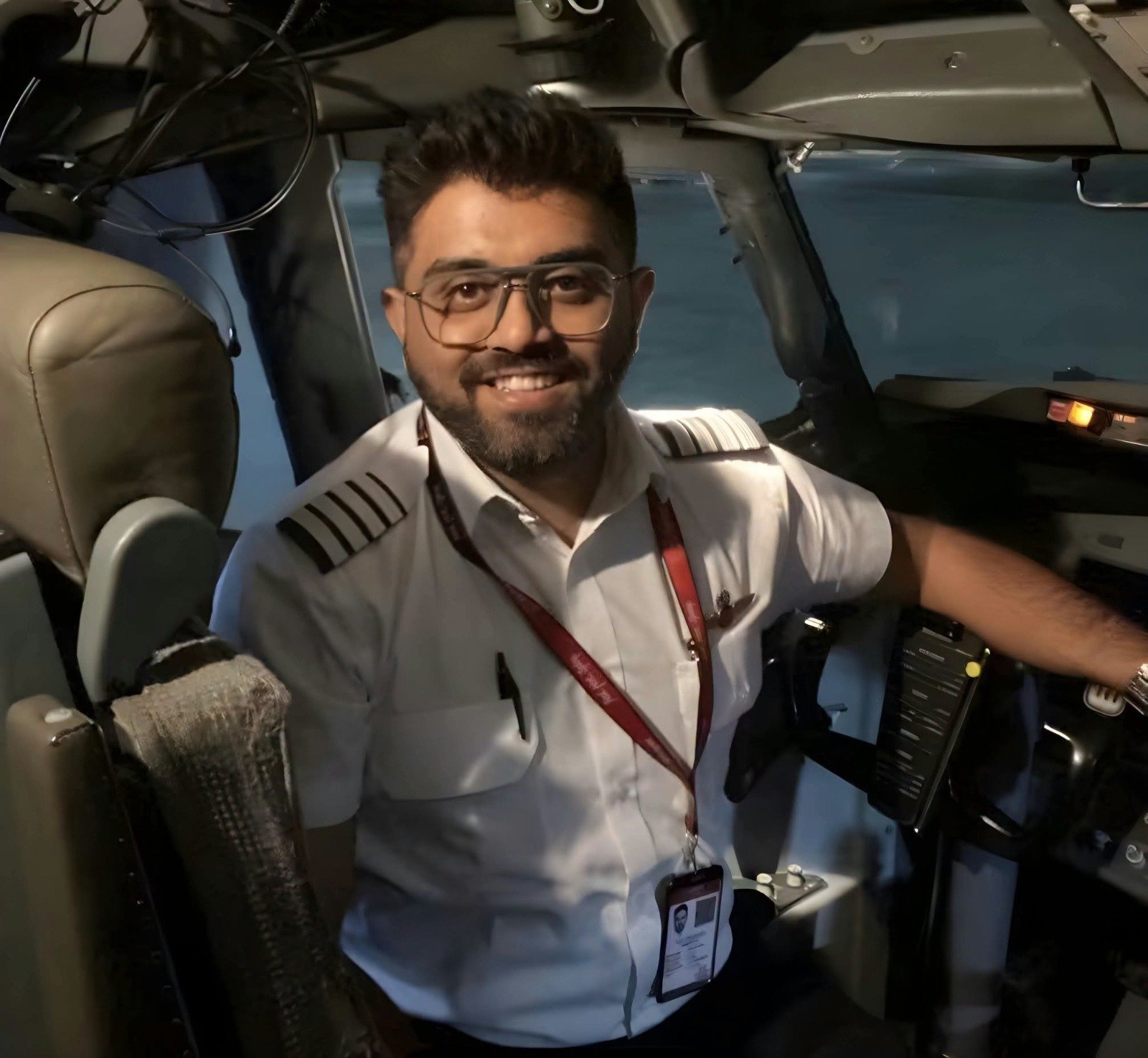 १८० यात्रुको ज्यान जोगाउने फ्लाईदुबईका पाइलटलाई इजरायलको सर्वोच्च सम्मान