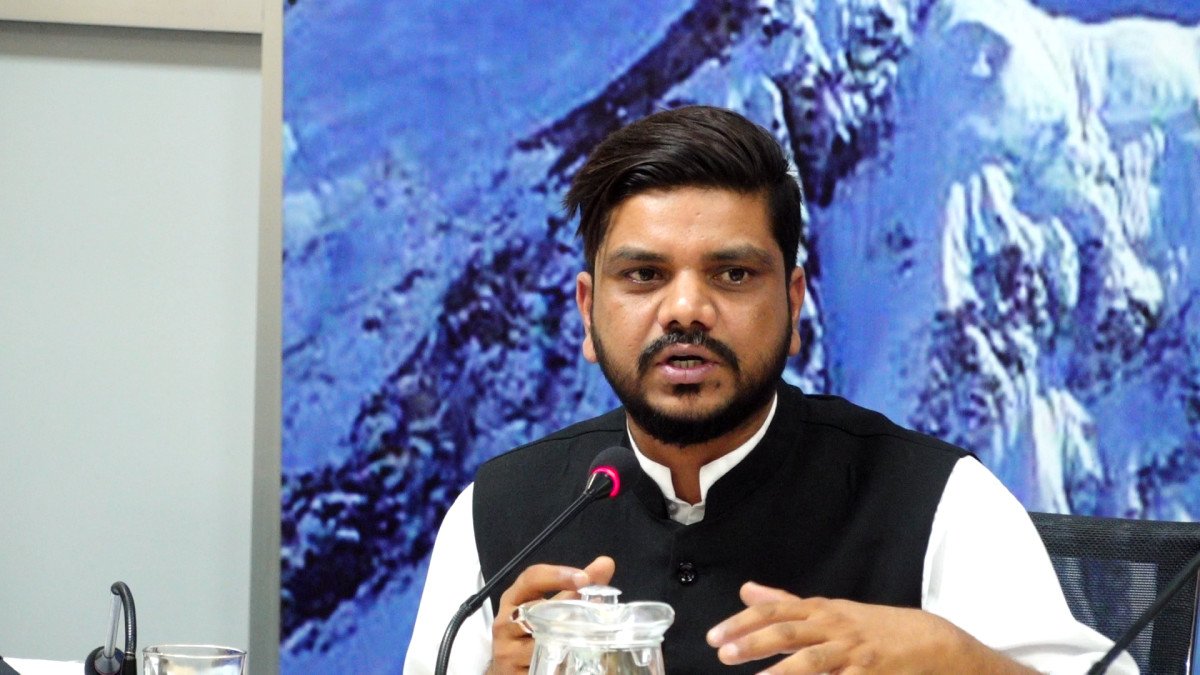 युरोपमा नेपाली श्रमिक संस्थागत रूपमै पठाउने सरकारको तयारी