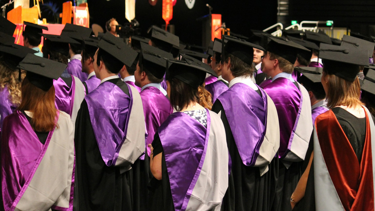 न्युजिल्यान्डमा पढाइपछि कामको नयाँ बाटो, ६ महिनाको Graduate Work Visa खुल्दै